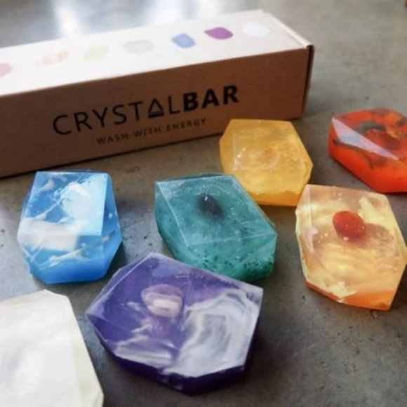 ESSENTIAL CHAKRA KIT (Crystal Soap Collection) - Picture 4 of 7